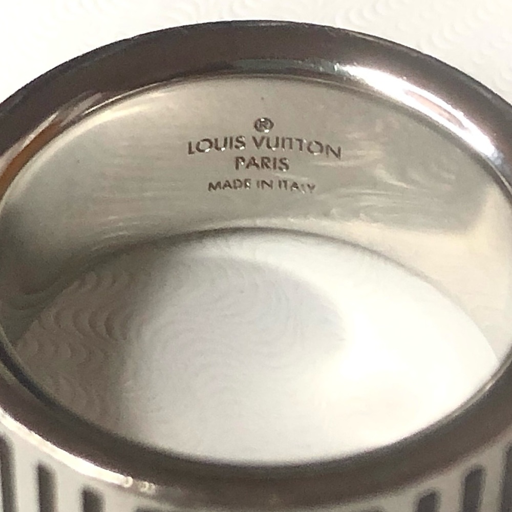 LOUIS VUITTON LV Damier Silver & Black Damier Ring Size 10 (L, 22) NWOT - Picture 7 of 11